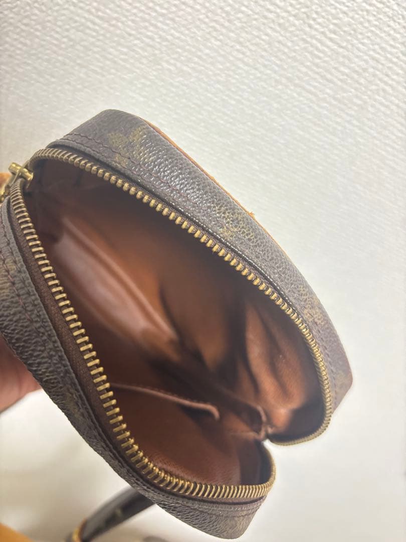 Louis Vuitton ショルダーバッグ
