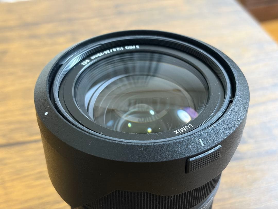 ノブ　lumix spro24-70mm