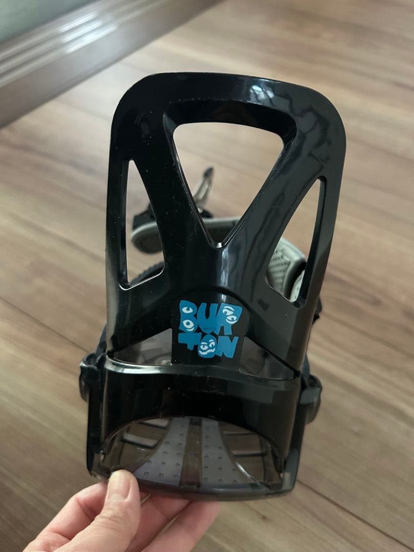 キッズ Burton グロム ディスク スノーボードバインディング　Mサイズ