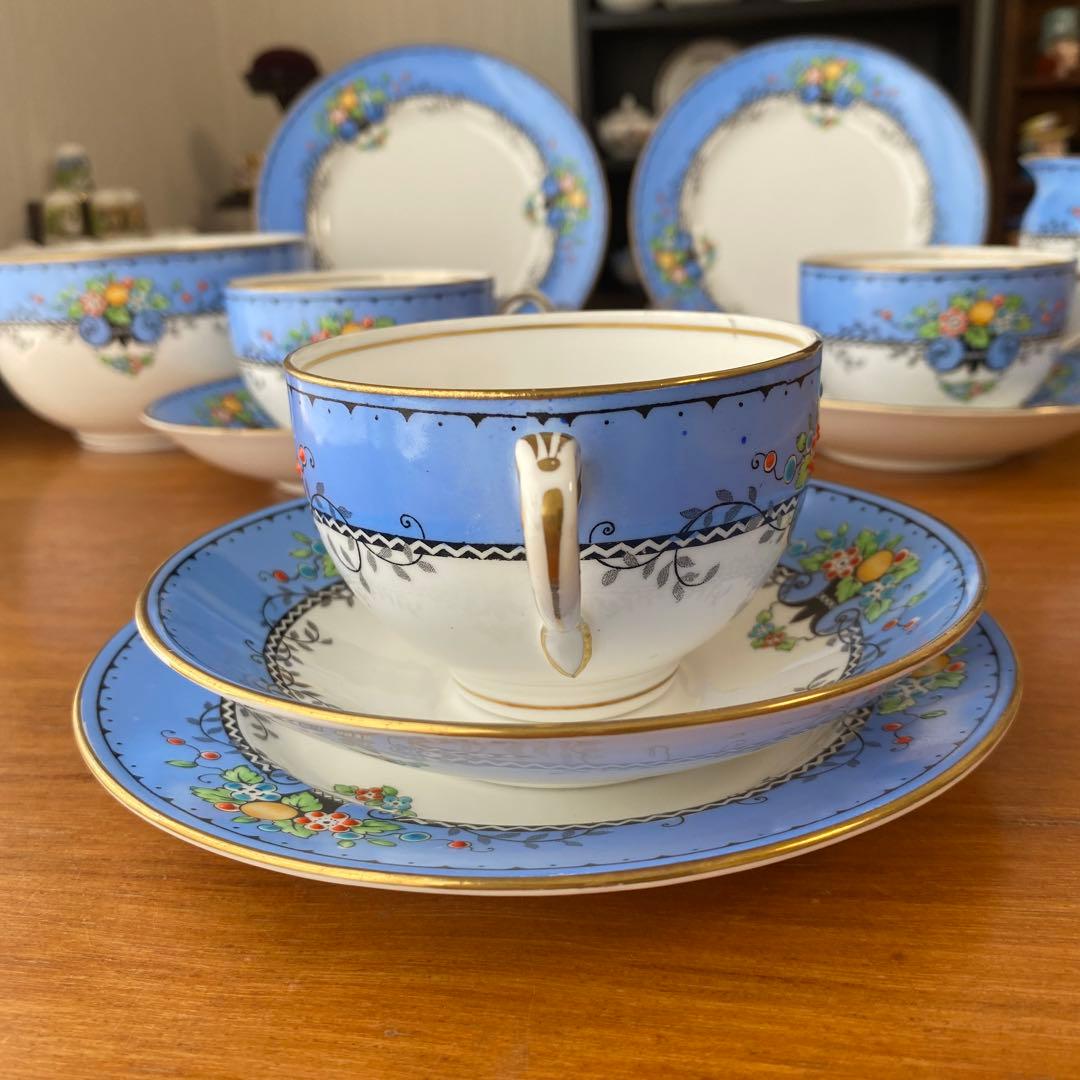 クラウンスタッフォードシャー ティーセット　カップ　ソーサー　プレート　3客