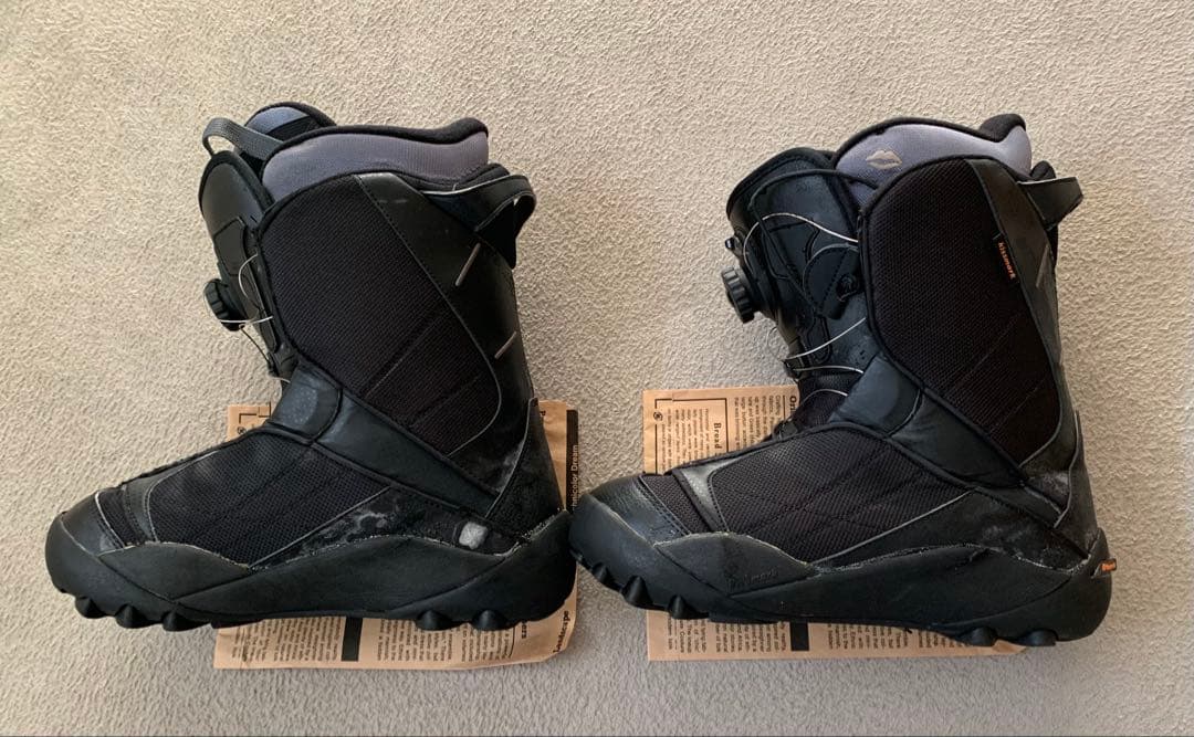 キスマーク　スノーボード　ブーツ