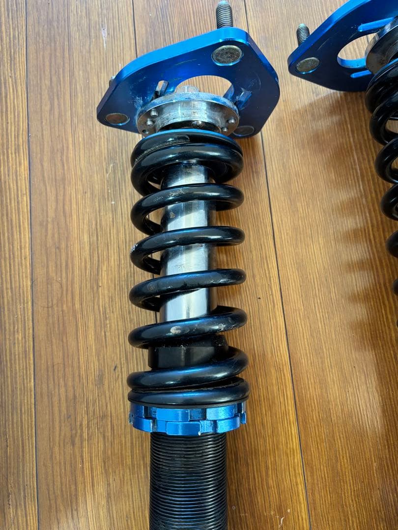 サスペンションキット 青/黒 調整可能