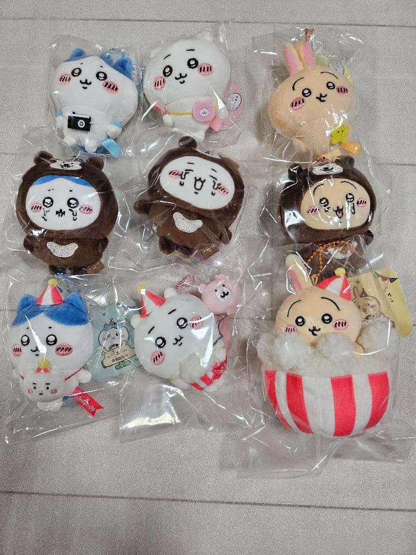 ちいかわ64点。マスコット·ぬいぐるみ·ポシェット·バッチまとめ売り➀