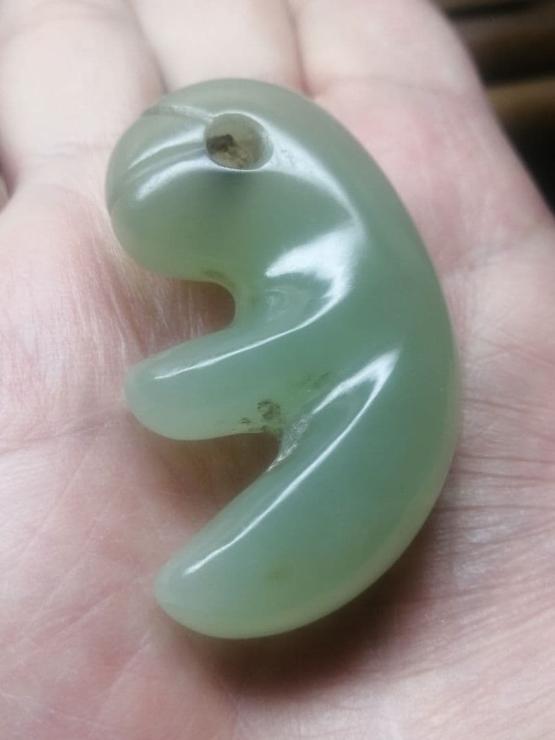 ★古墳期『糸魚川翡翠勾玉』出土品　5.50cm　『超琅玕翡翠』本物。儀式勾玉です