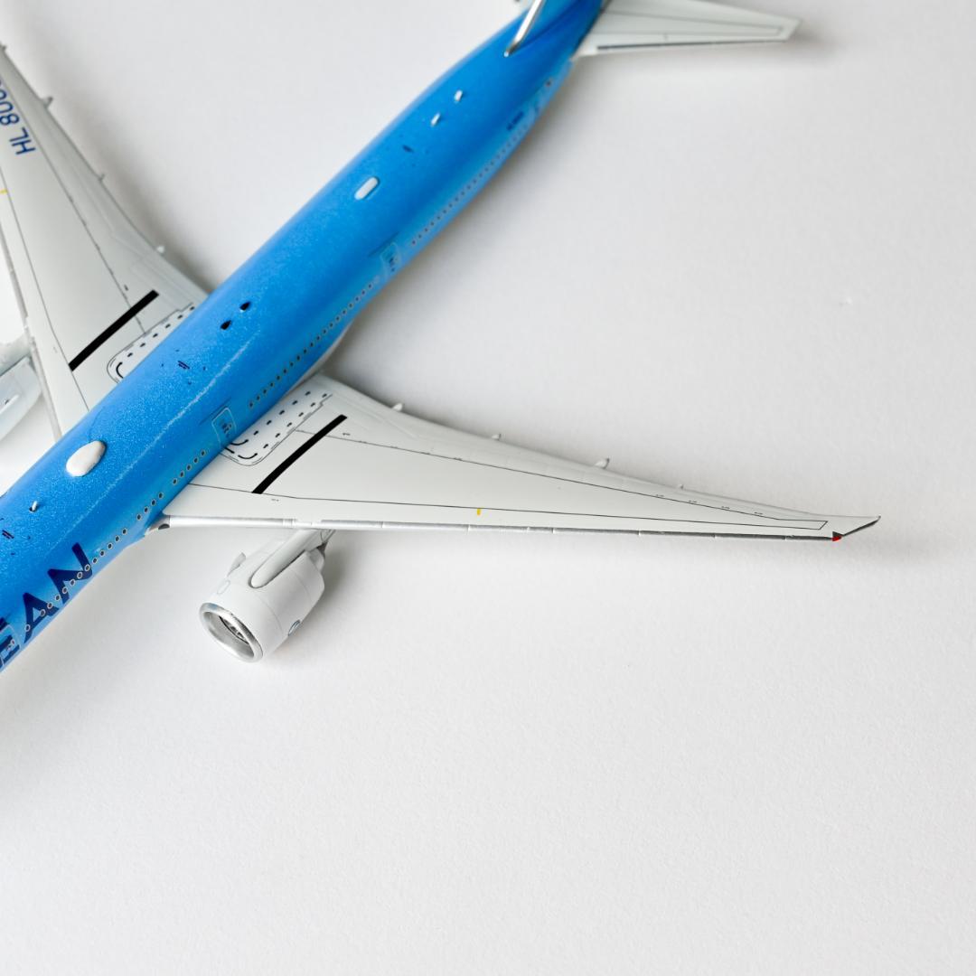 ★猫好きマー君様★大韓航空 B777-300ER 新塗装 ギア着脱可 1/400