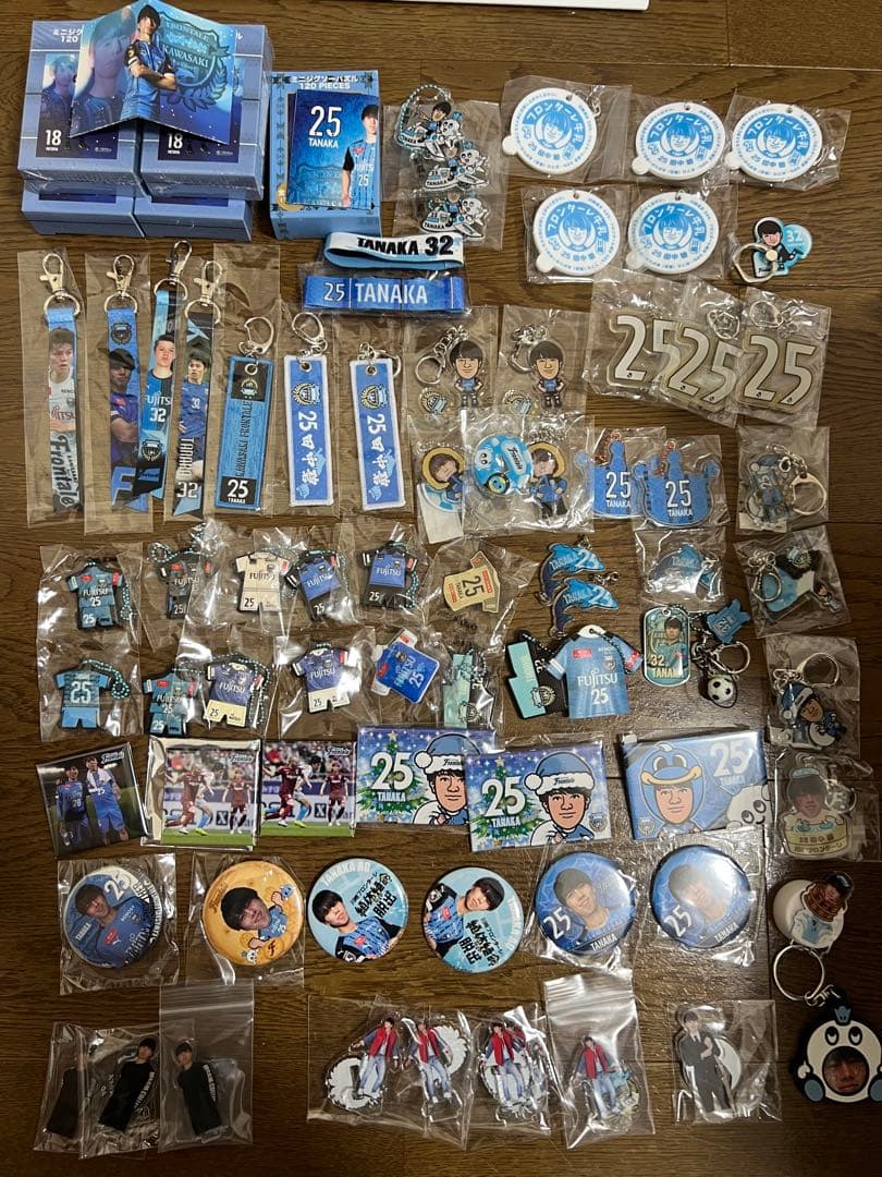 田中碧　日本代表　川﨑フロンターレ　缶バッジ　アクスタ　キーチェーン　ストラップ