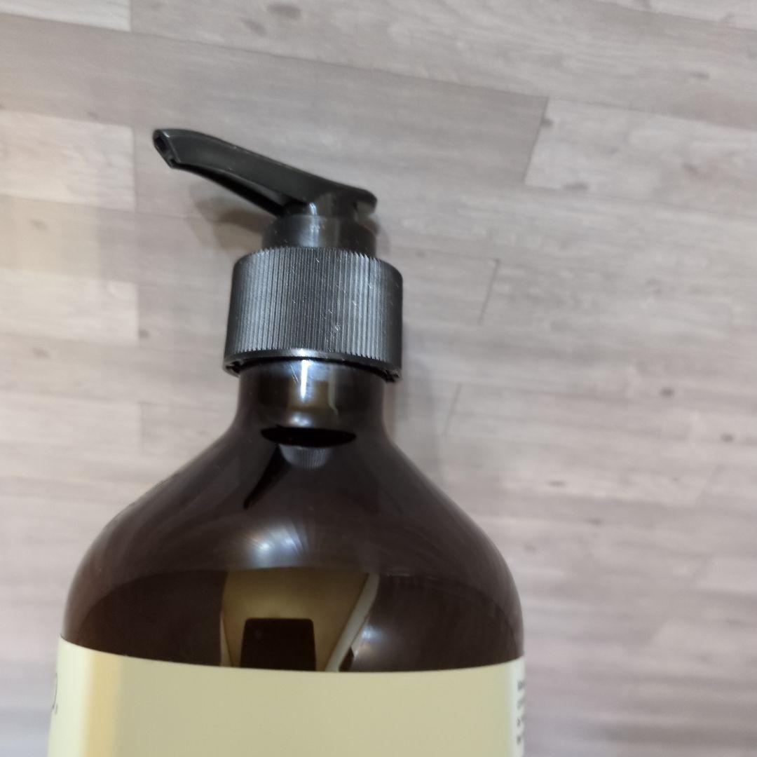 新品未使用　Aesop アンドラム アロマティックハンドバーム