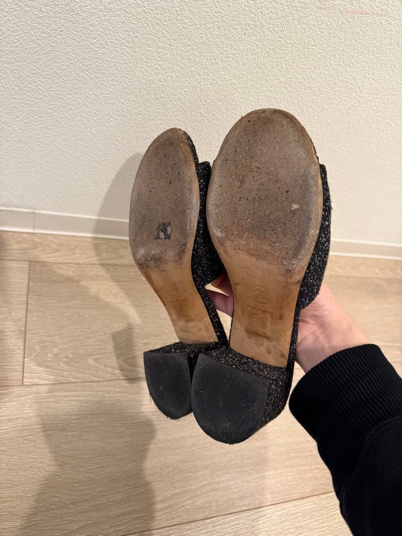 CHANEL ブラック スパンコール サンダル