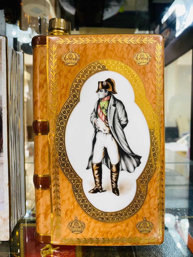 デルフォイの巫女のとナポレオンのフラスコ ブック 2本.