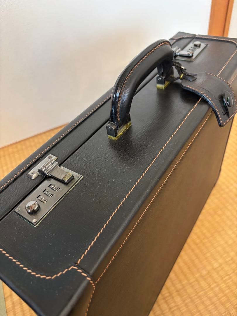 dunhill ダンヒル アタッシュケース ダイヤルロック レザー 黒