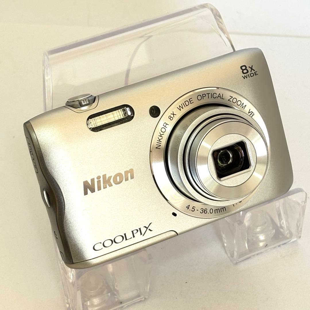 【美品】Nikon coolpix A300 ニコン　デジガメ　SDカード2GB