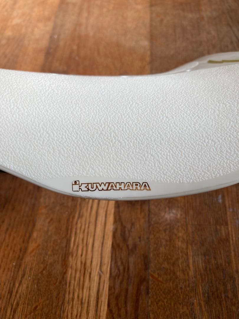 希少 未使用 kuwahara クワハラ プラ サドル ホワイトAERO エアロ