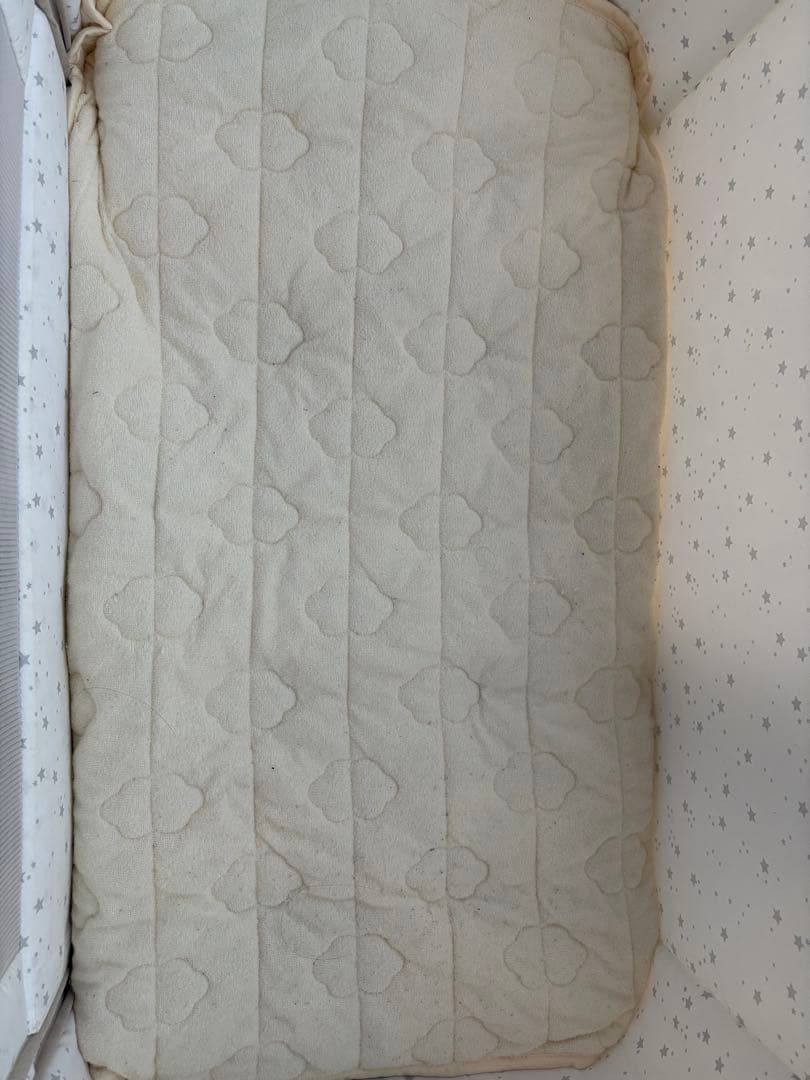 【美品・送料無料】HZDMJコンパクトベビーベッド ベージュ 専用袋付き