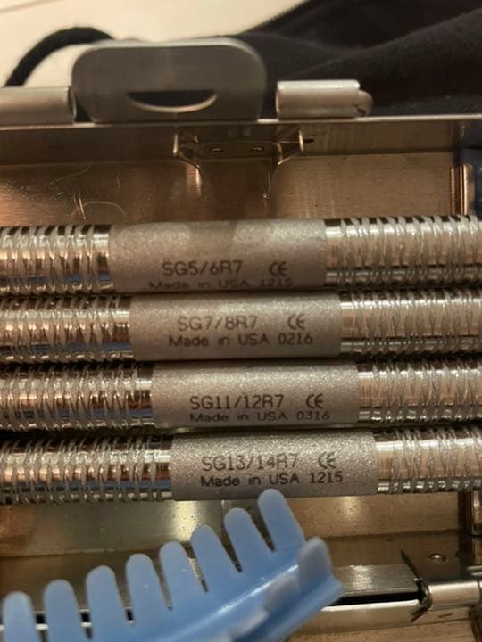 歯科　スケーラー　顎模型