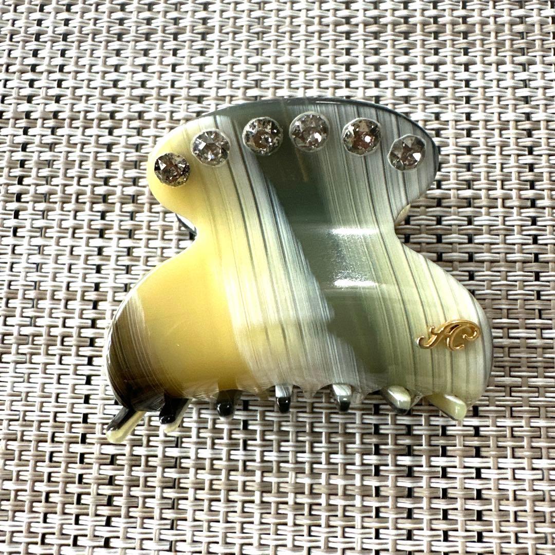 acca アッカ　クリップ　バレッタ　2個セット 試着のみ美品