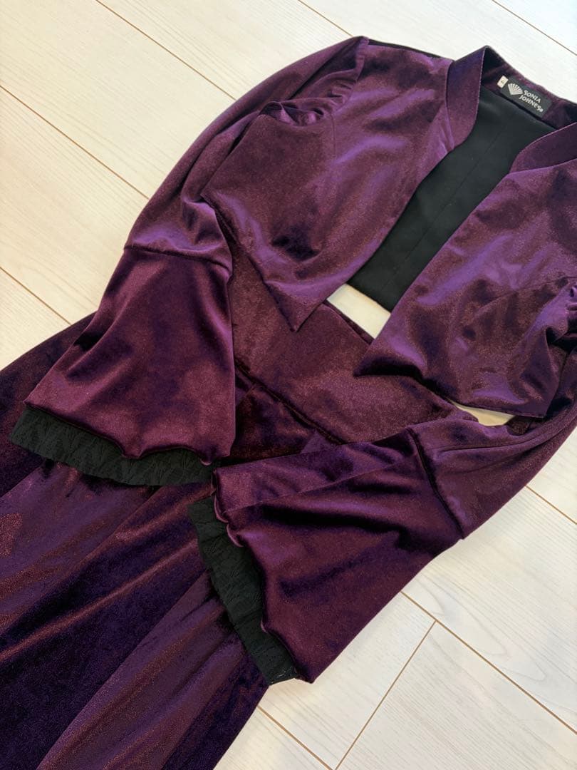 ソニアジョーンズ　ベルベットフラメンコ衣装