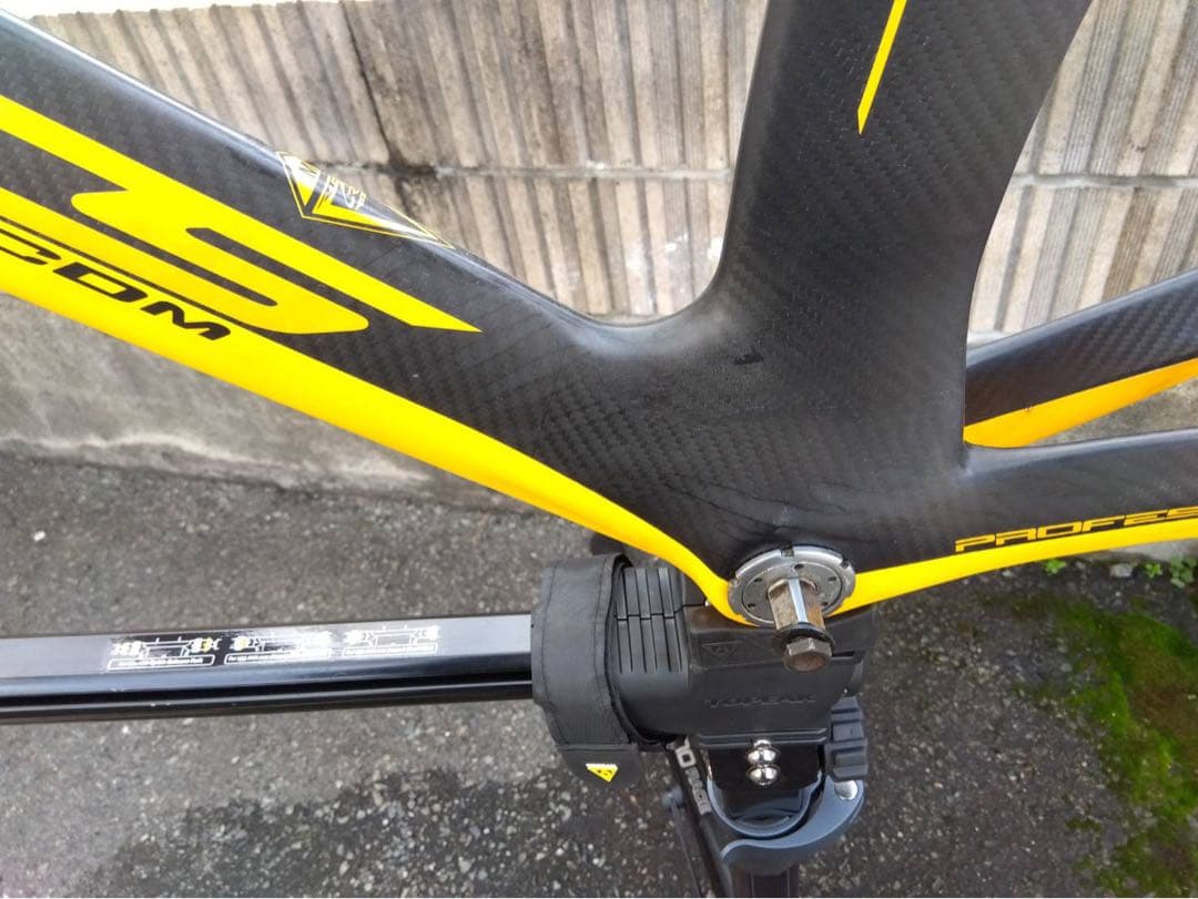 TTR-1 カーボントラックフレーム