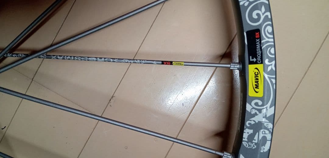 最終セール！Mavic CROSSMAX SX 完組フロントホイール 　26㌅