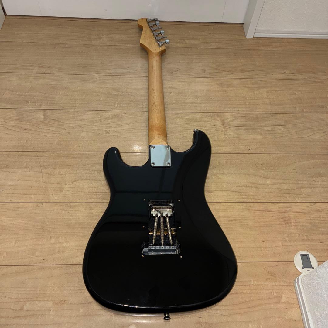 安い　調整済み　selder ストラトキャスタータイプ　弦高調整済み　です
