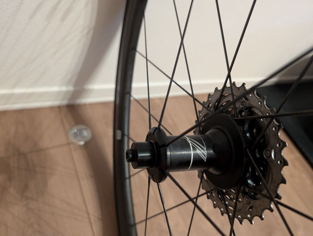 Giant SLR1 カーボンホイール リムハイト42mm リムブレーキ