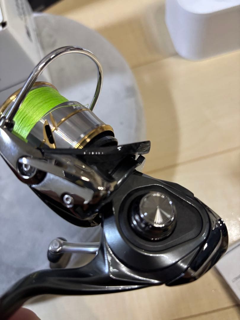 DAIWA LUVIAS LT2500S-DH スピニングリール