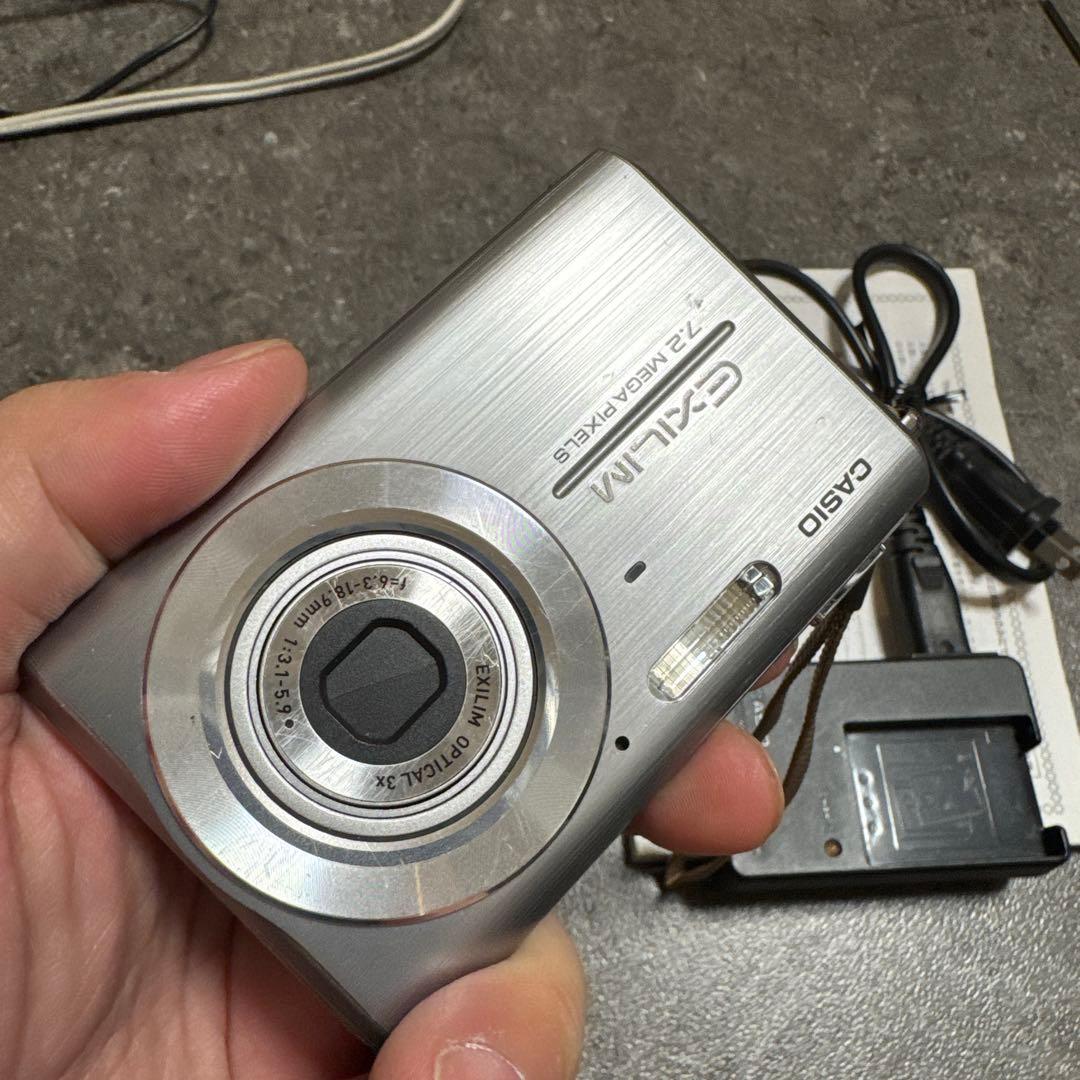 CASIO EXILIM EX-Z75　 バッテリー 充電器付