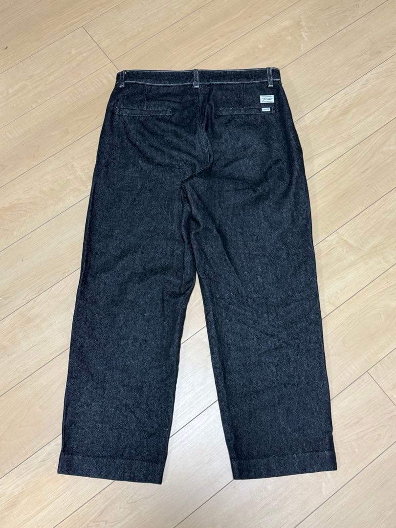 ￼LEVI’S PREMIUM BLACK DENIM SLACKS W34