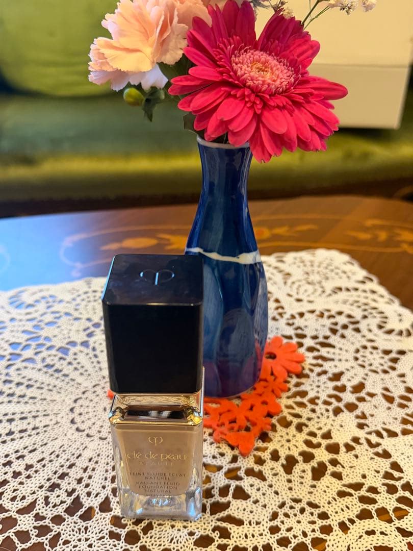 クレドポーボーテ タンフリュイドエクラ OC10 オークル10