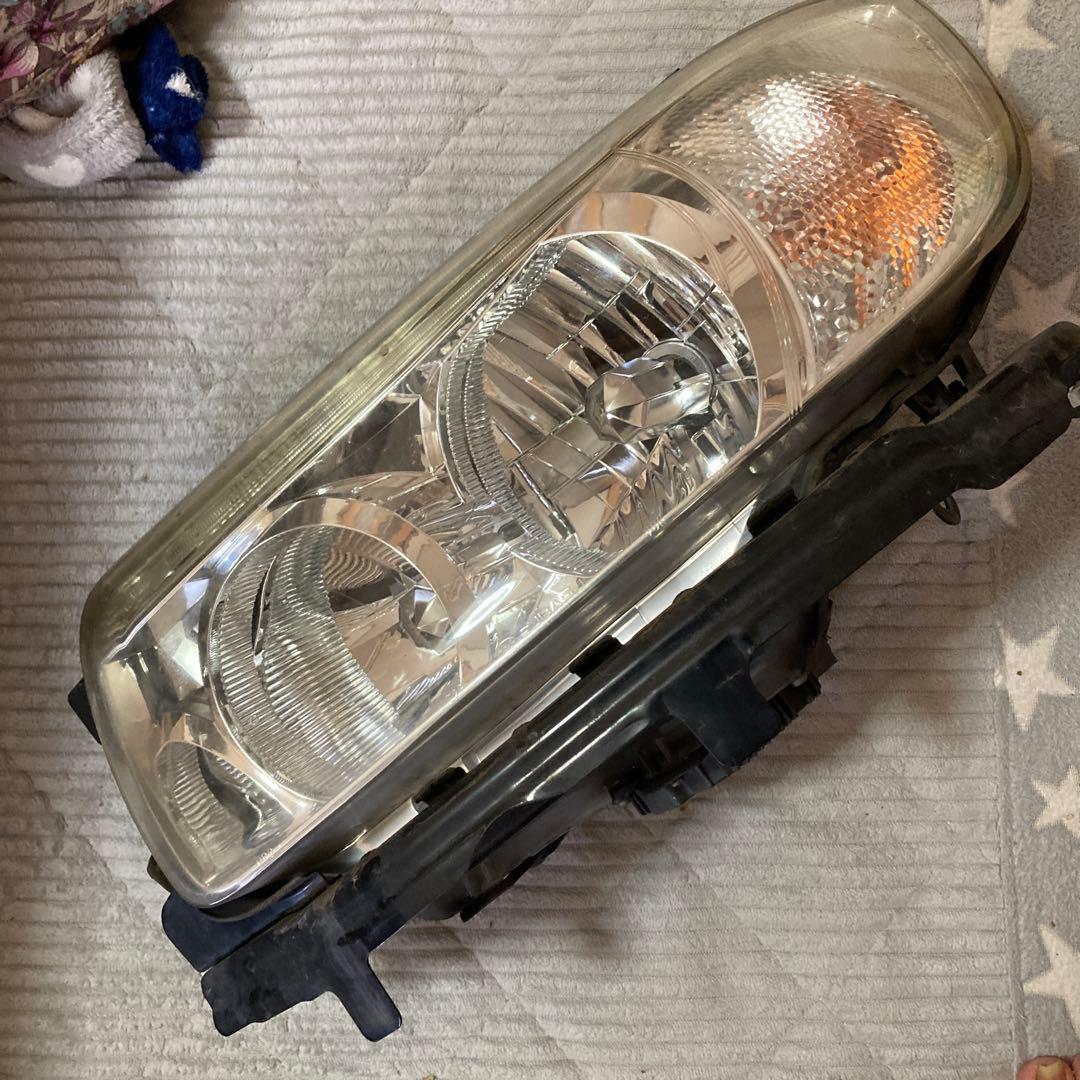 スバルフォレスターヘッドライト