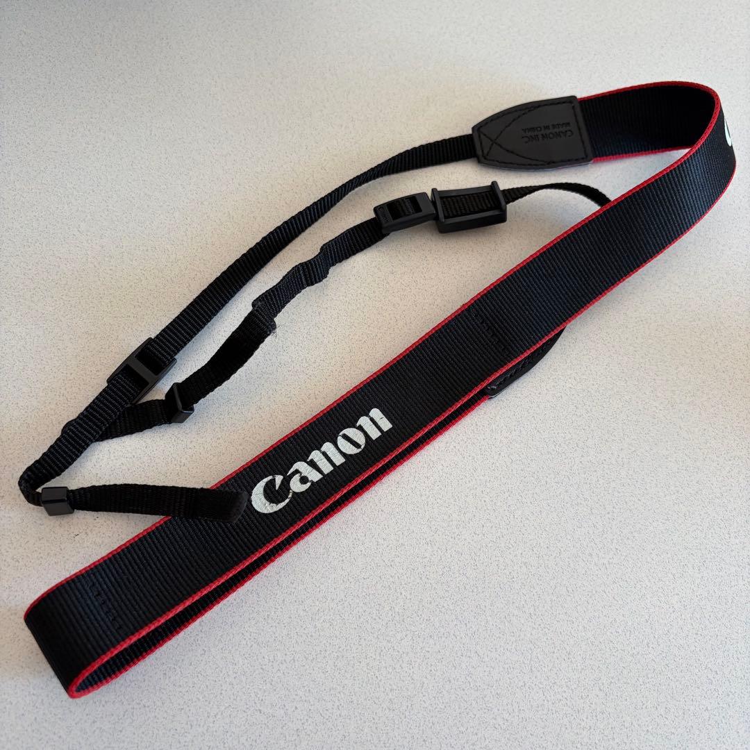 Canon EOS kiss X8i ダブルズームキット