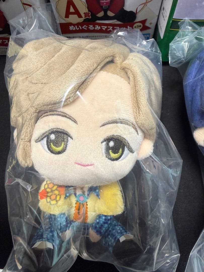 ミセス一番くじ　フィギュア　ぬいぐるみ　アクリルライト　チャーム