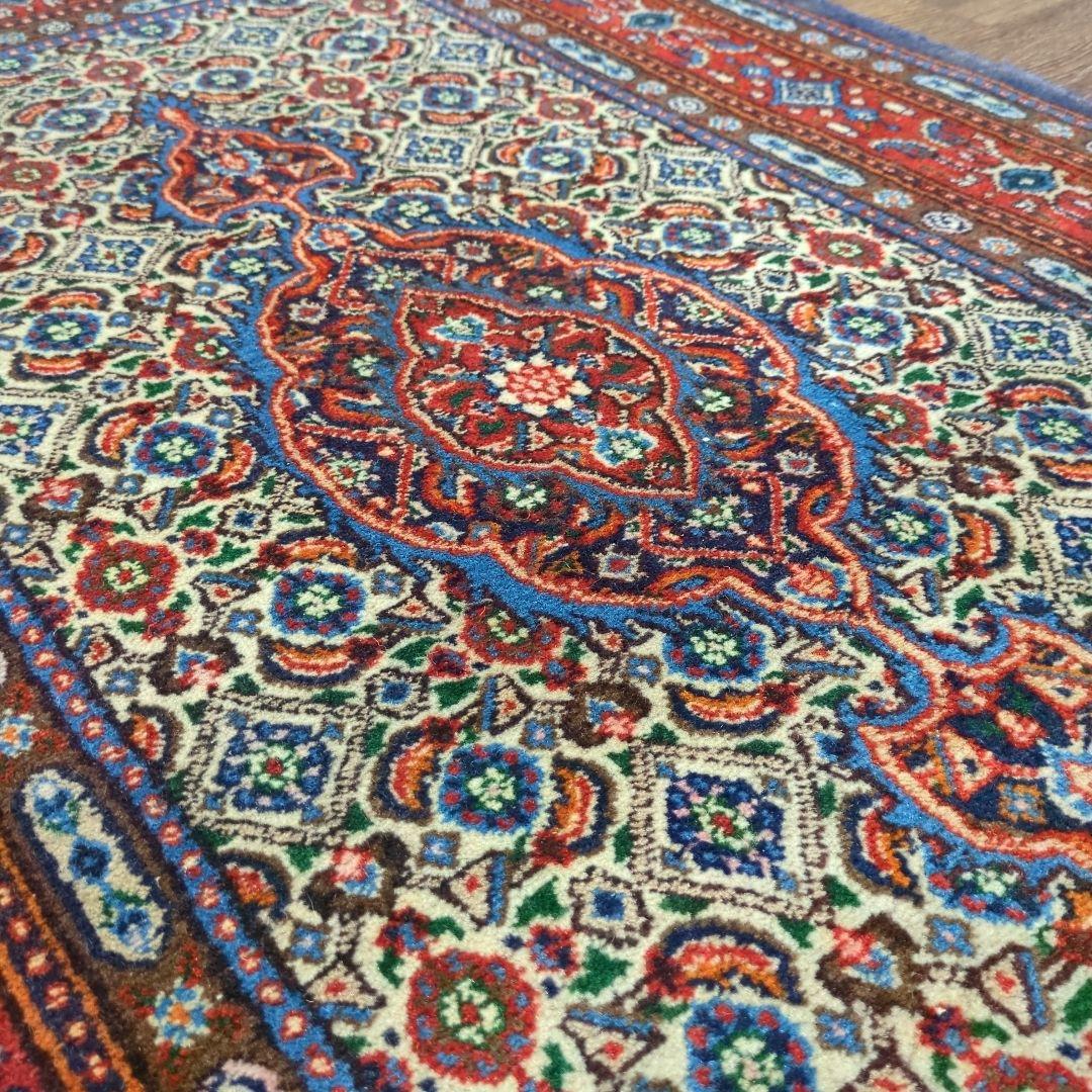 ヴィンテージラグ　ペルシャ絨毯　ムード　 手織り絨毯　ウール　コットン