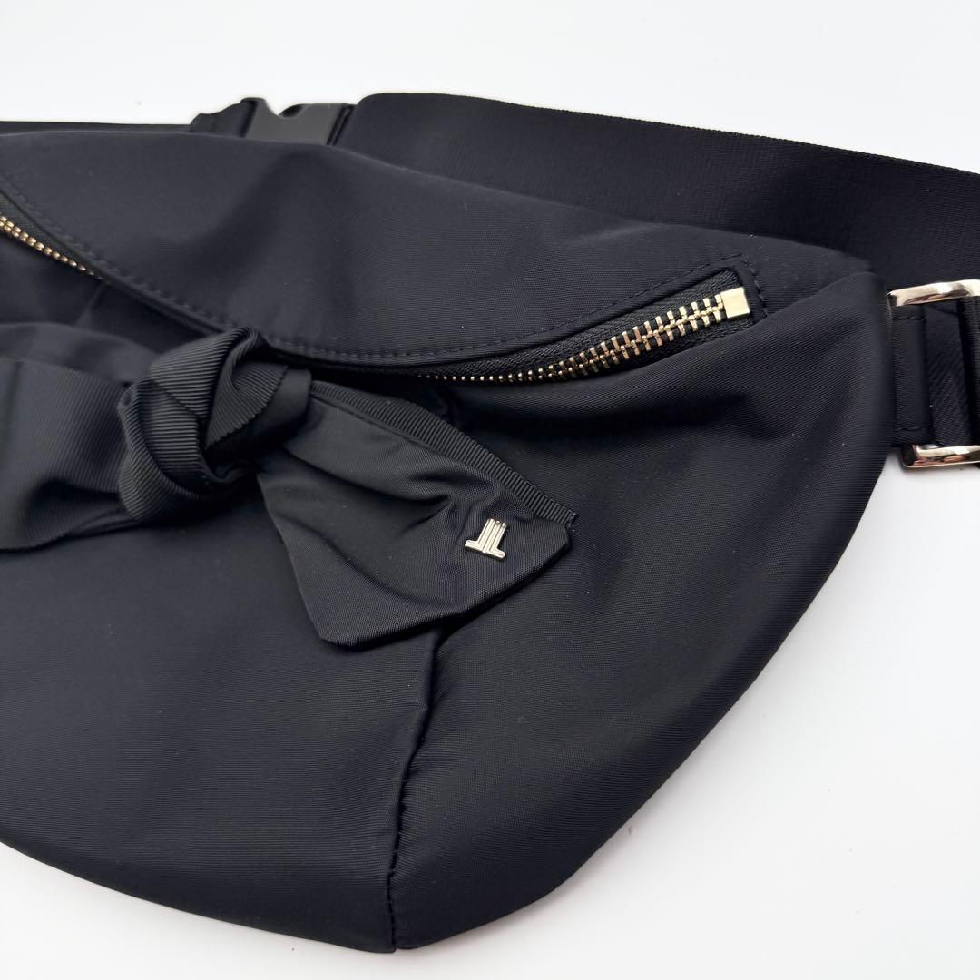 未使用品✨LANVIN ランバンオンブルー ボディバッグ ウエストポーチ リボン