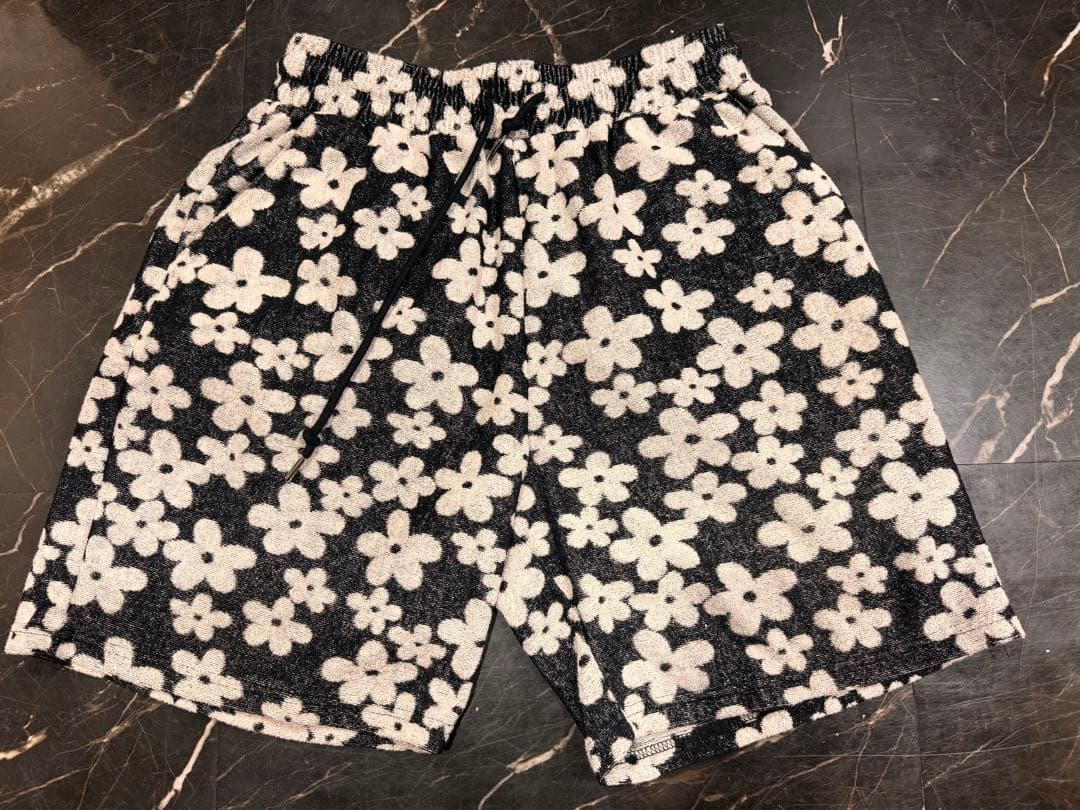 seventytwo_clubhouse ハーフパンツ　花柄ドットパイル地L