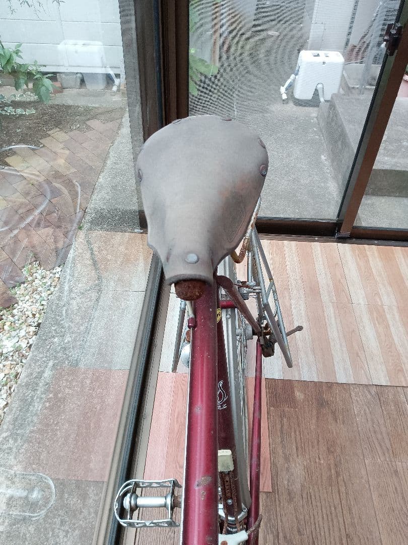 片倉シルクランドナー