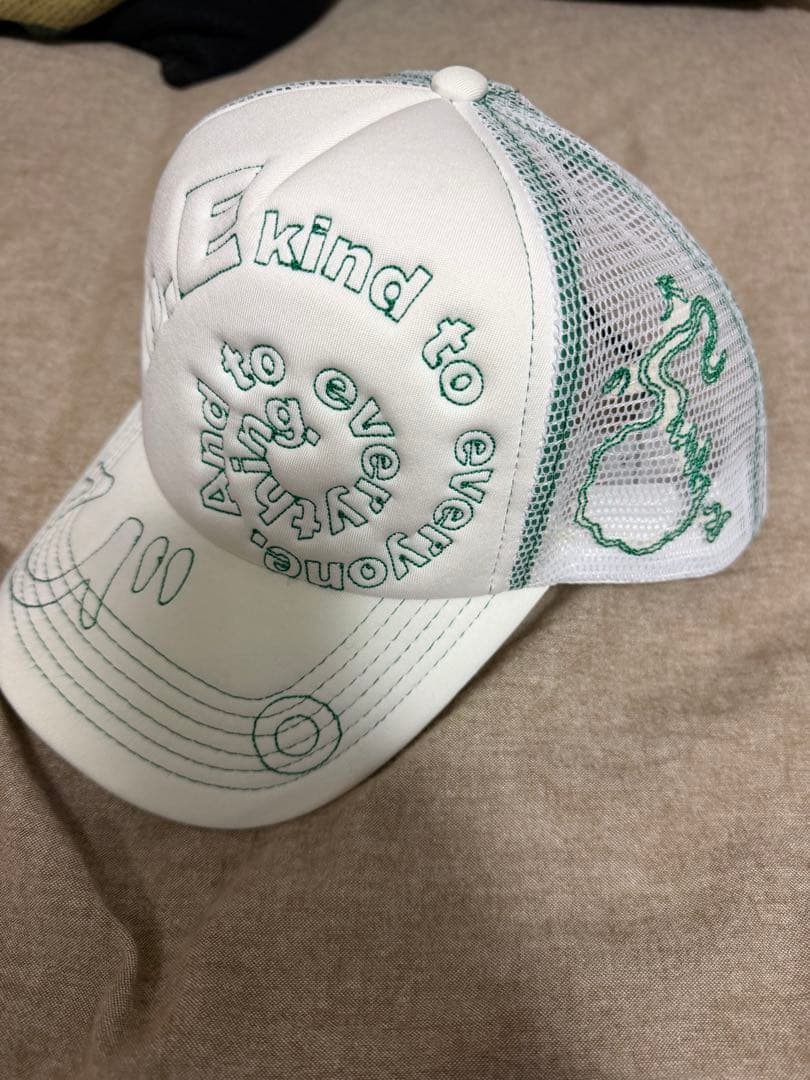 B.Eautiful キャップ