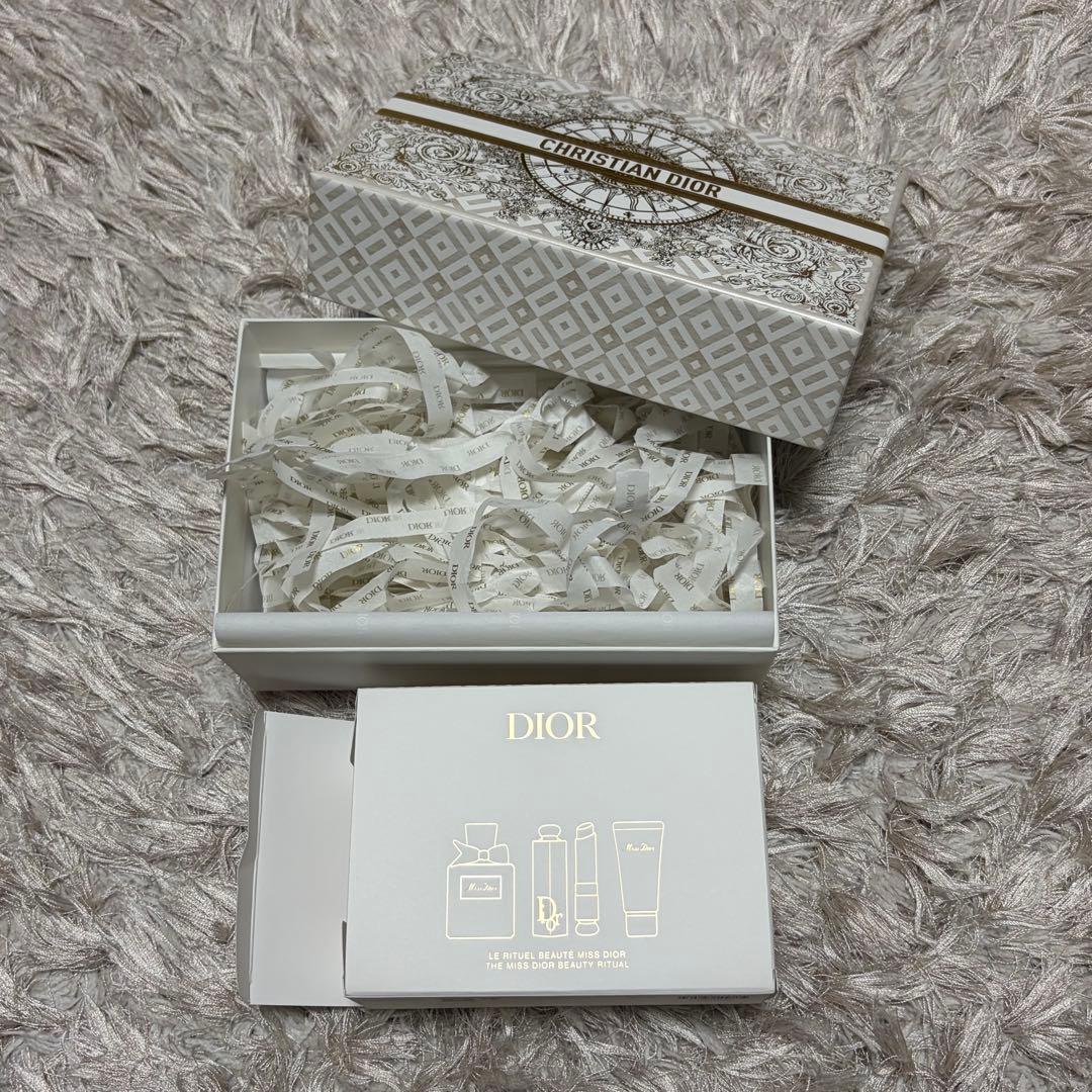 ミス ディオール クリスマスコフレ2024