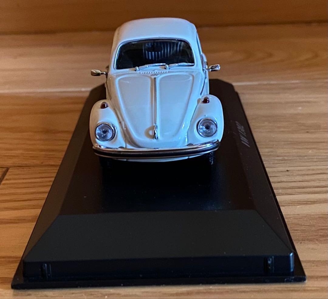 MAXICAMPS VW 1302 ホワイトミニカー 1/43