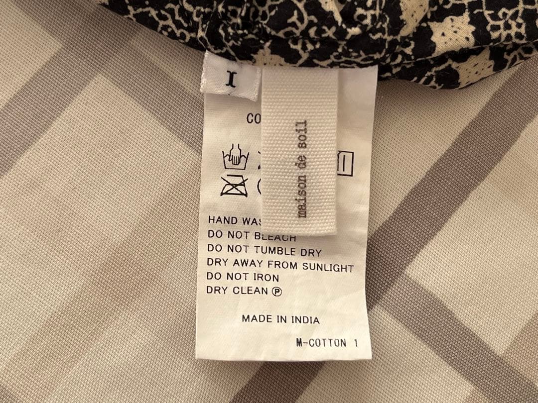 お値下げします‼️maison de soil メゾンドソイル ピンタックブラウス