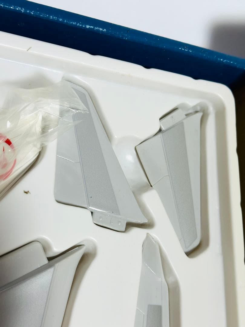 JTA商事 1/200 JAL B747-400 未組立て