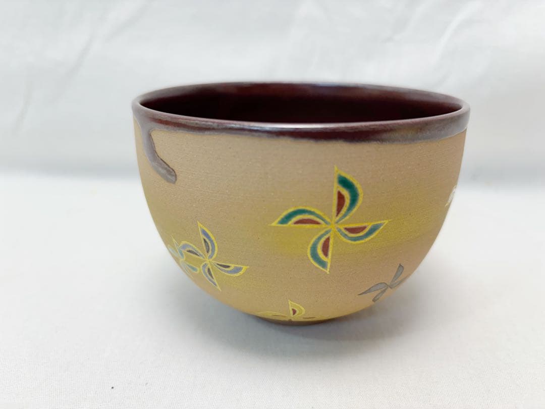 未使用 茶道具 通次 嵩山作 天目釉 風車絵 茶碗 陶印 共箱 外段ボール箱入