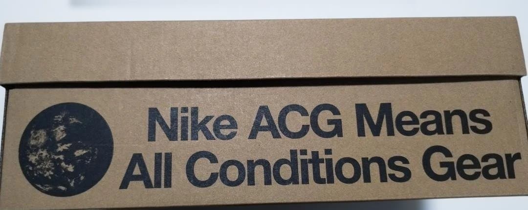 記念グッズ Nike ACG Air EXPLORAID 28cm