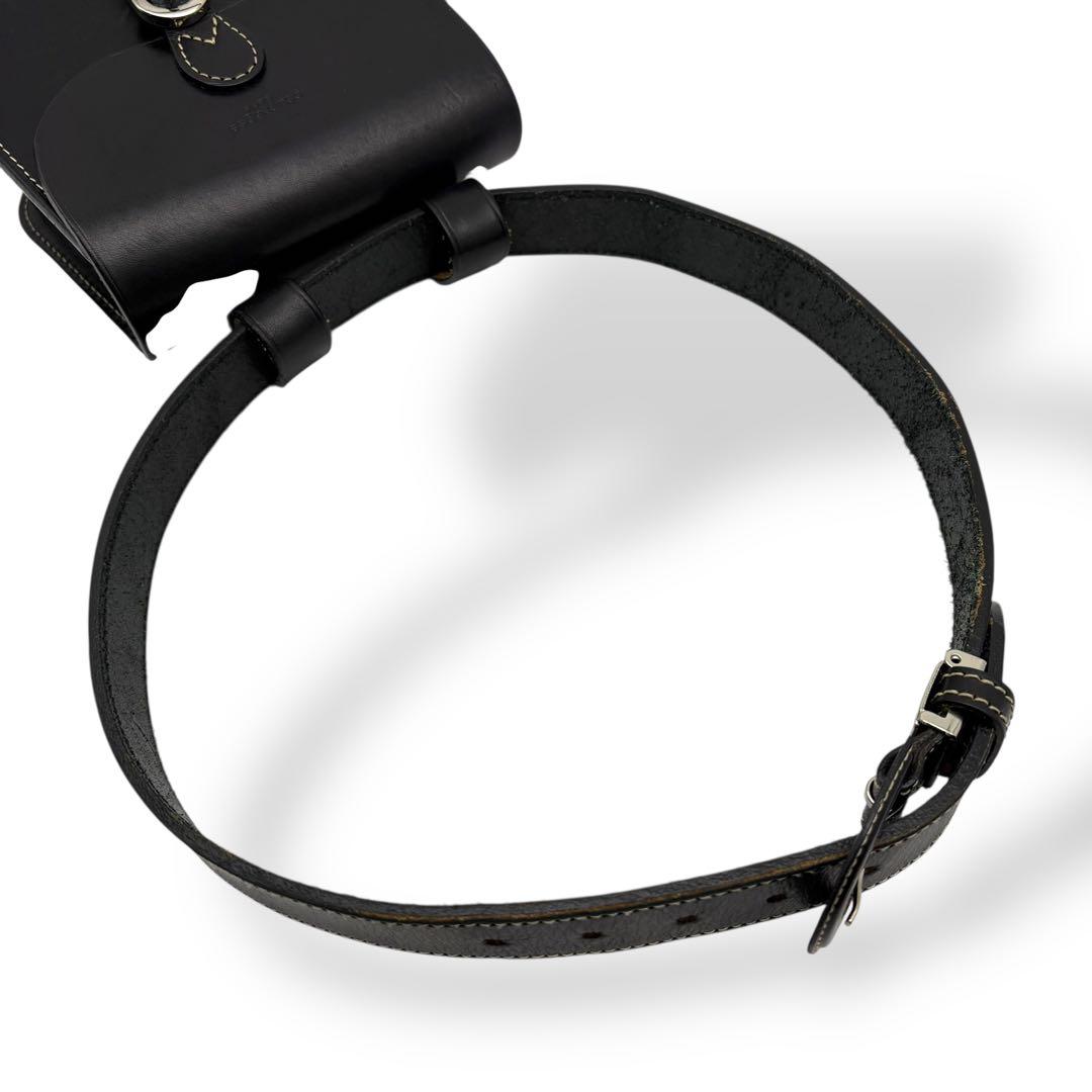 クレージュ ウエストポーチ ボディバッグ レザー 黒 ブラック 型押しロゴ