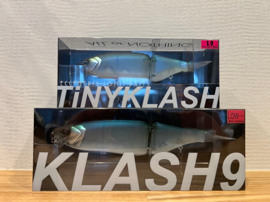 【新品未開封】タイニークラッシュ& クラッシュ9 Low FLクリアマット 限定