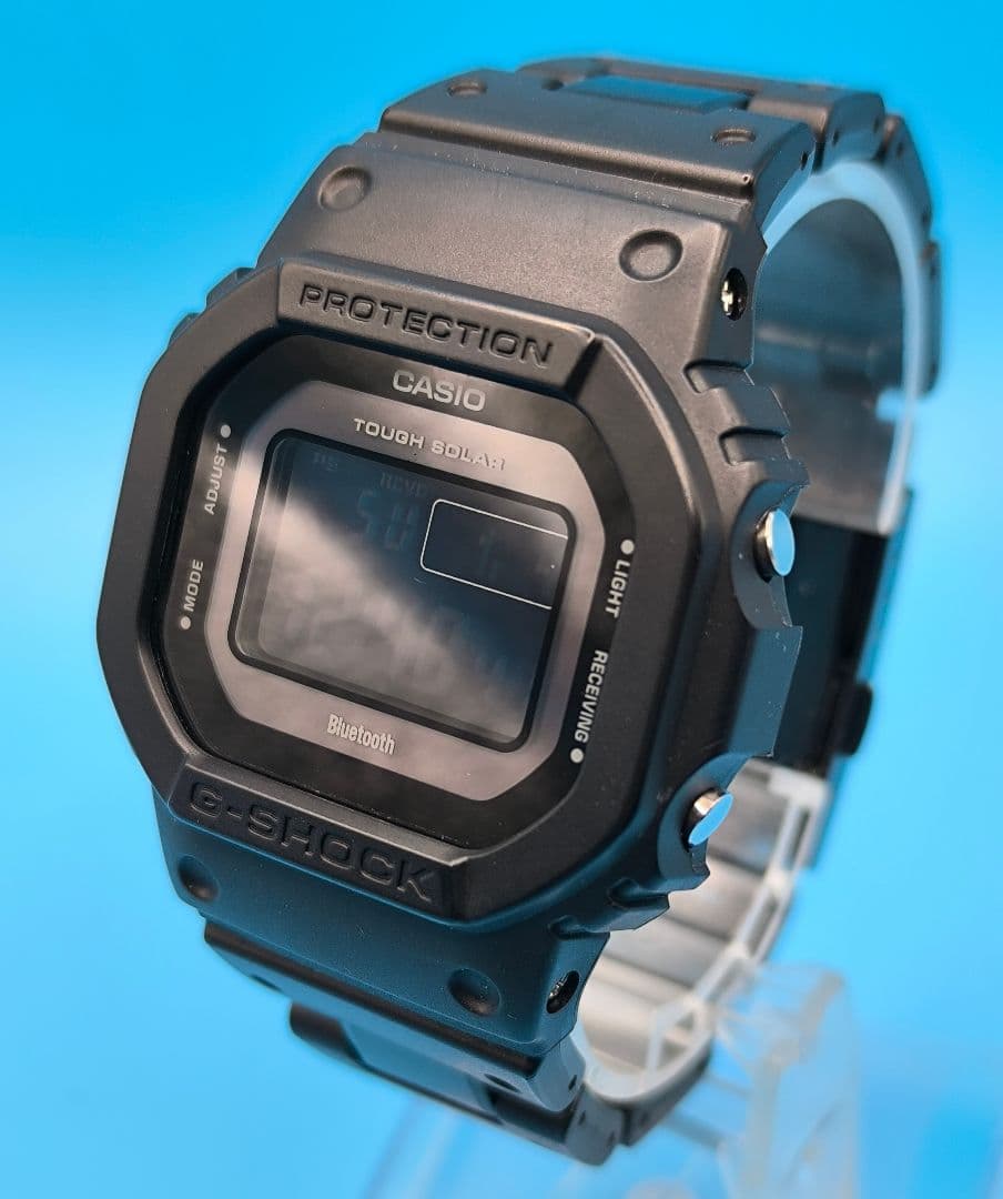 美品 CASIO GショックGW-B5600BC-1BJF