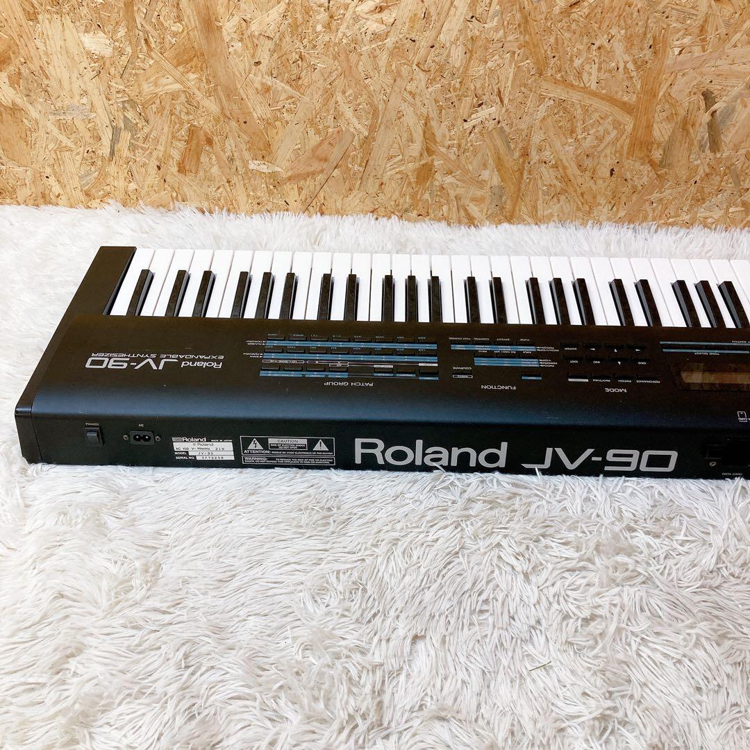 Roland JV-90 シンセサイザー