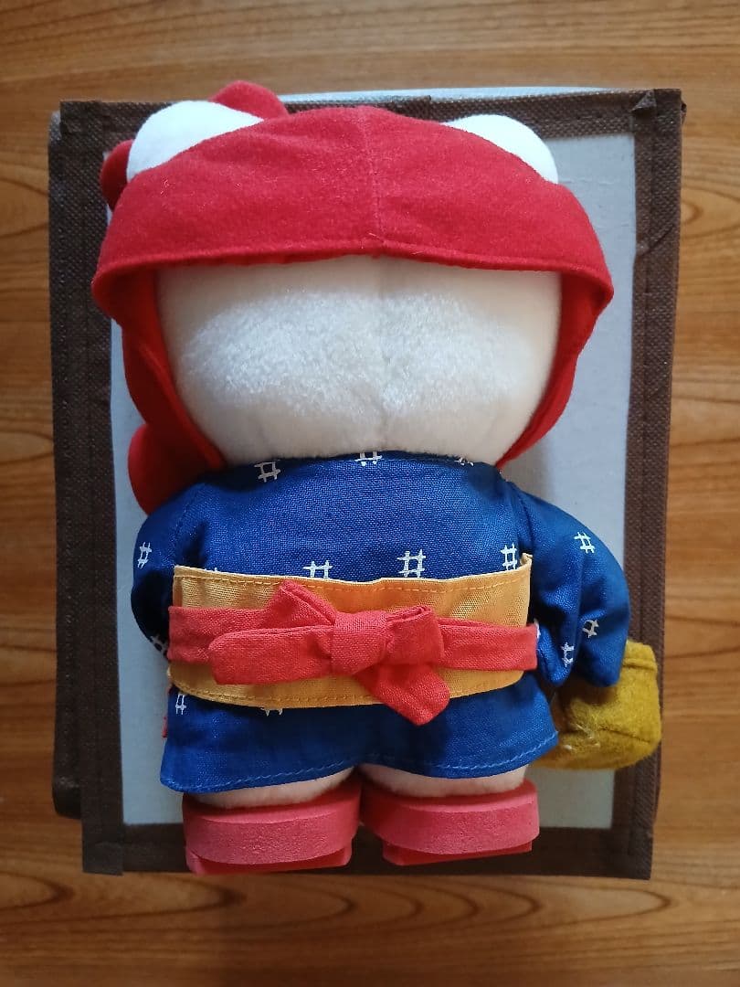 ハローキティ ぬいぐるみ りんご娘