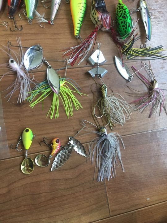 ルアー32点、タックルボックス、ライン2点、その他セット