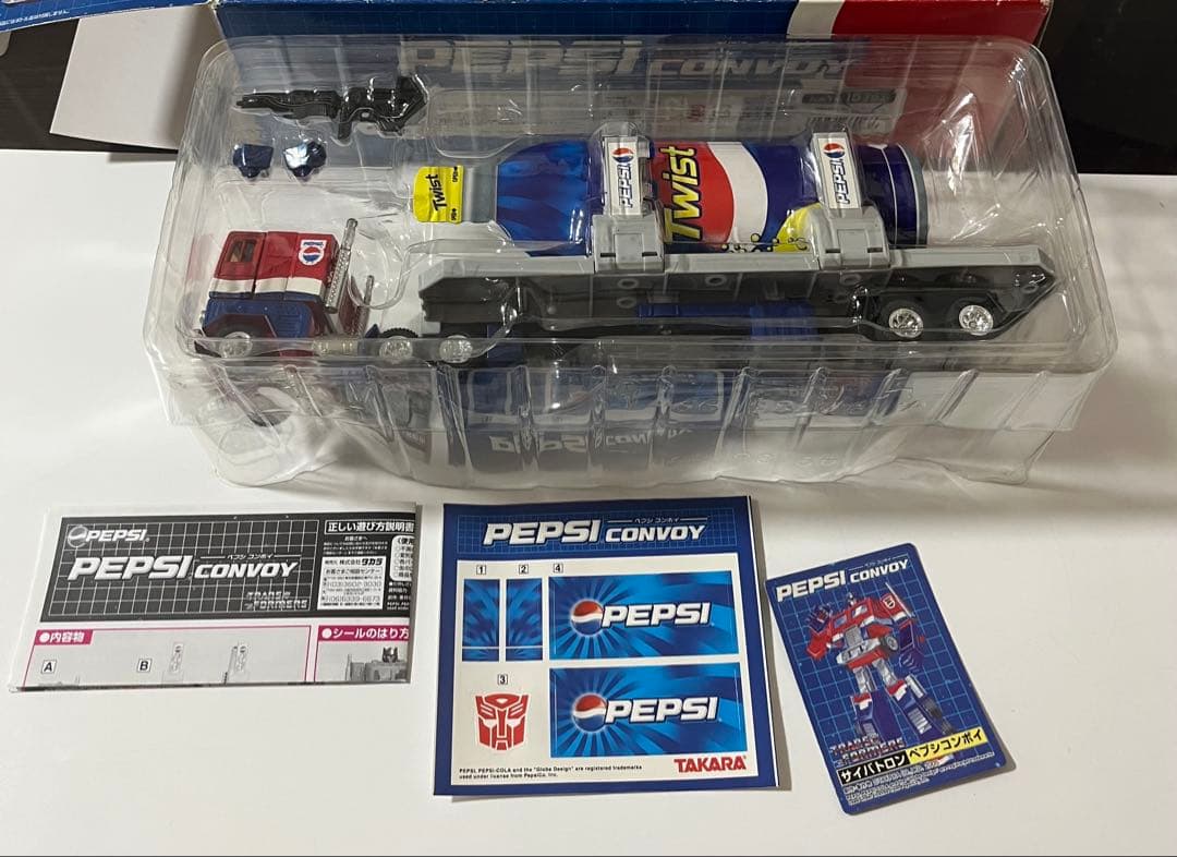 希少　タカラ　トランスフォーマ　ペプシコンボイ
