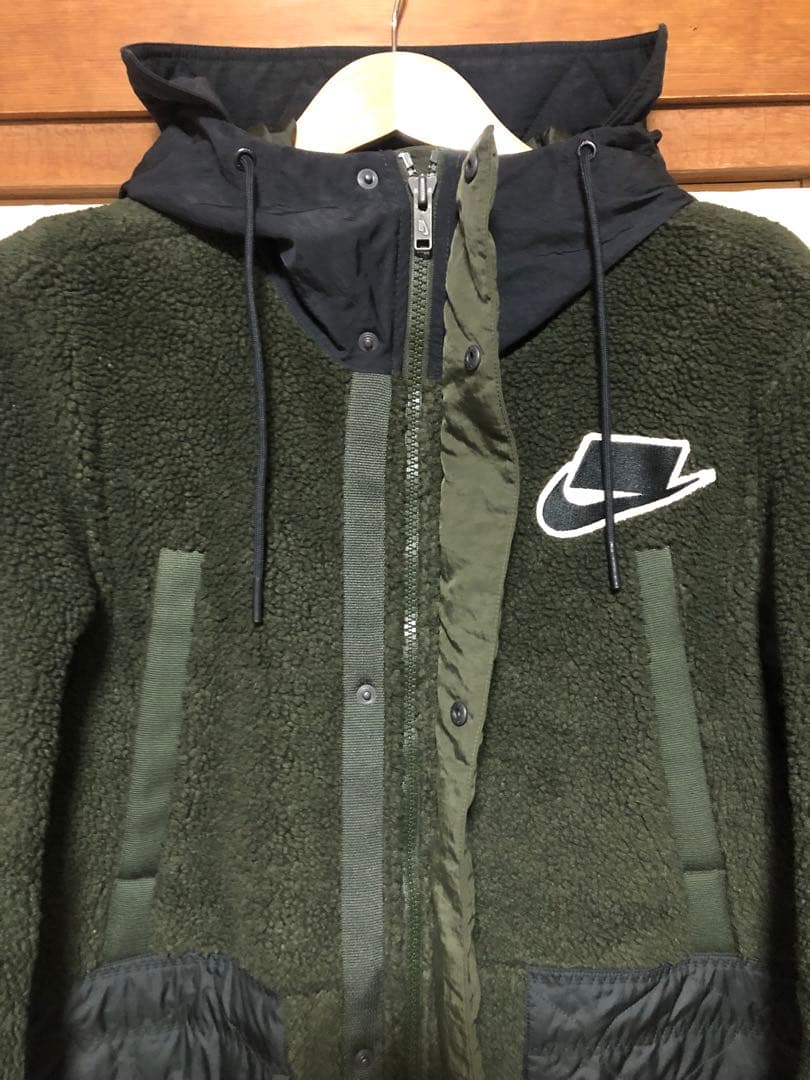 NIKEベンチコート　使用少ない極美品